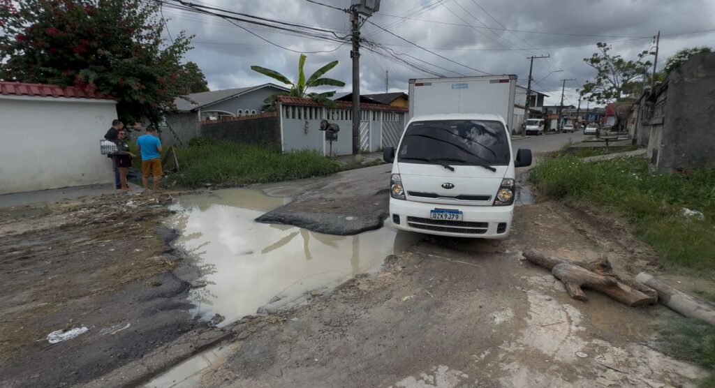 ruas-com-buracos-Arace-1024x556 Raiff Matos cobra recuperação urgente de ruas com buracos na Zona Norte de Manaus