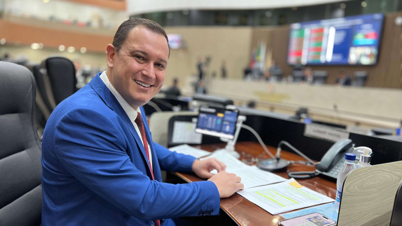 lei-proibe-maconha-em-Manaus-1-1536x864 Notícias