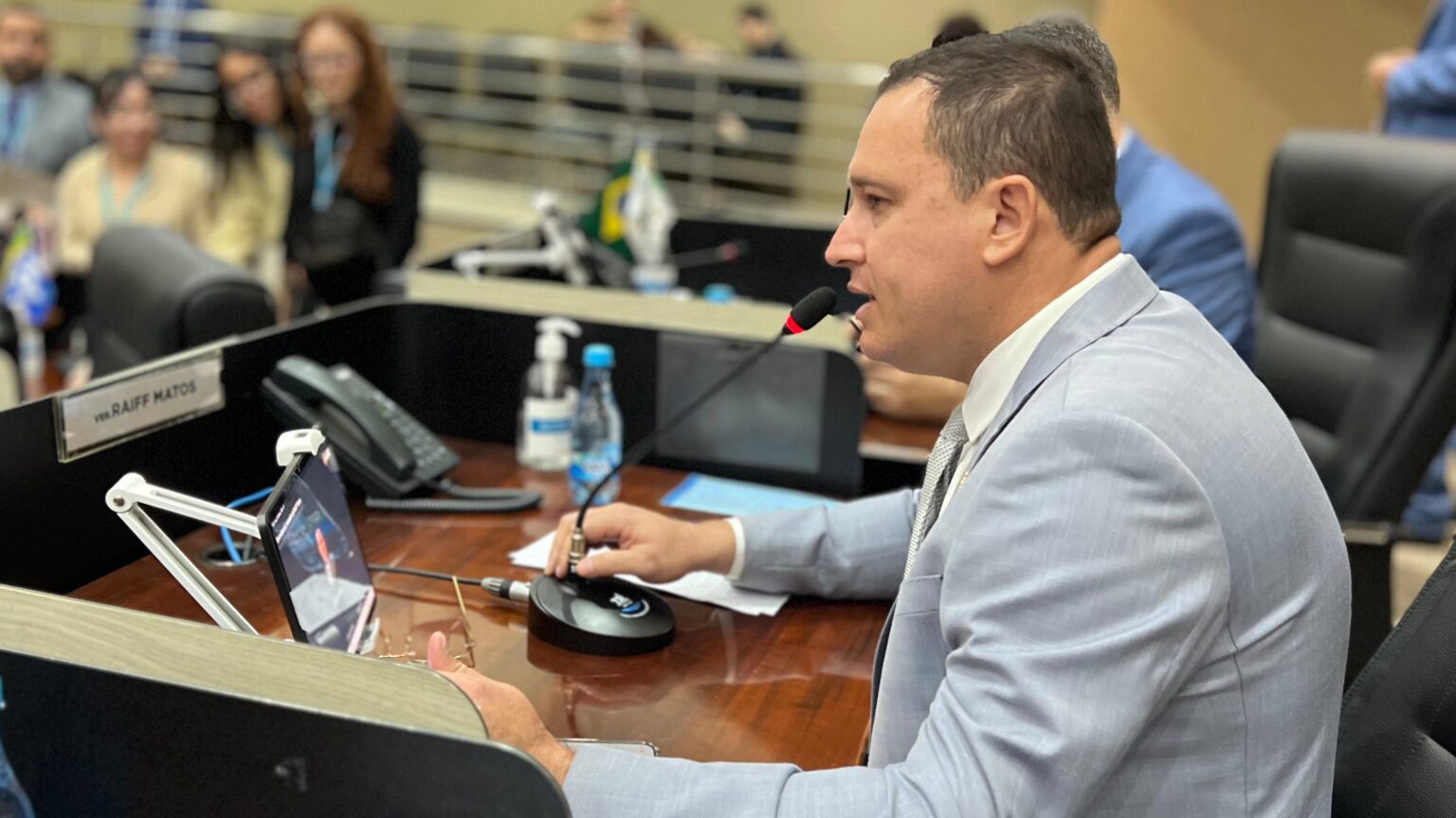 Raiff-Matos-requerimento-acessibilidade-na-Ponta-Negra-1-1536x864 Home